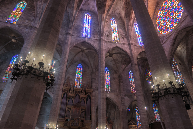 Kathedrale von Palma, Innenansicht